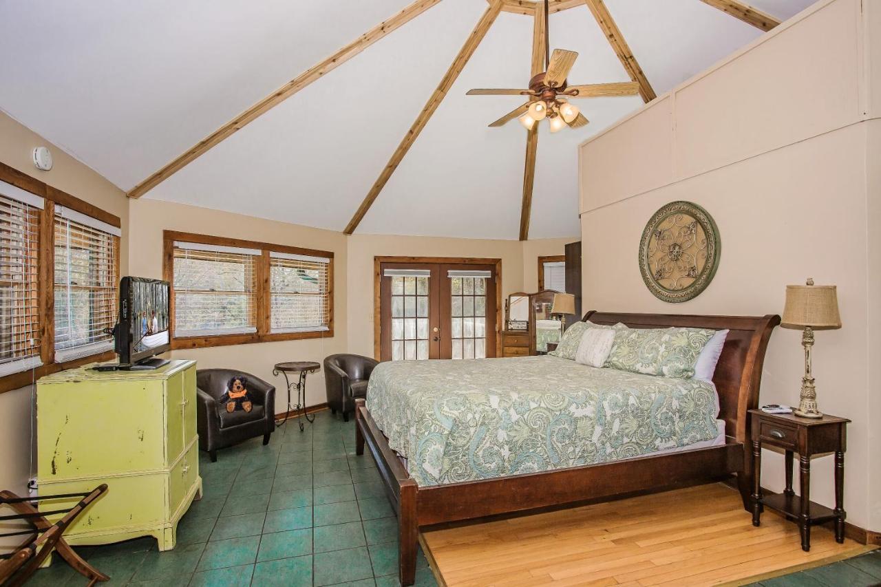 Smoky Bear Lodge With Guest House, Hot Tub, 1089 Free Tickets Each Paid Day, Dollywood And More 塞维尔维尔 外观 照片